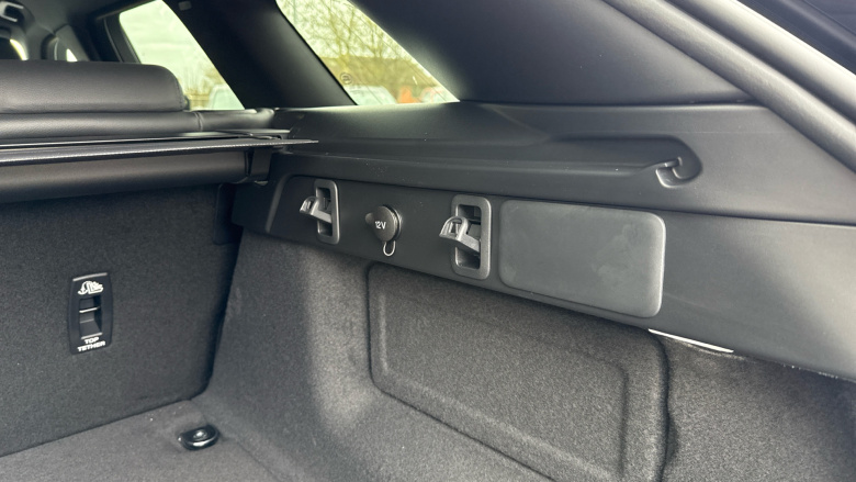 Land Rover Range Rover Velar 2.0 P400e Dynamic SE 5dr Auto Estate